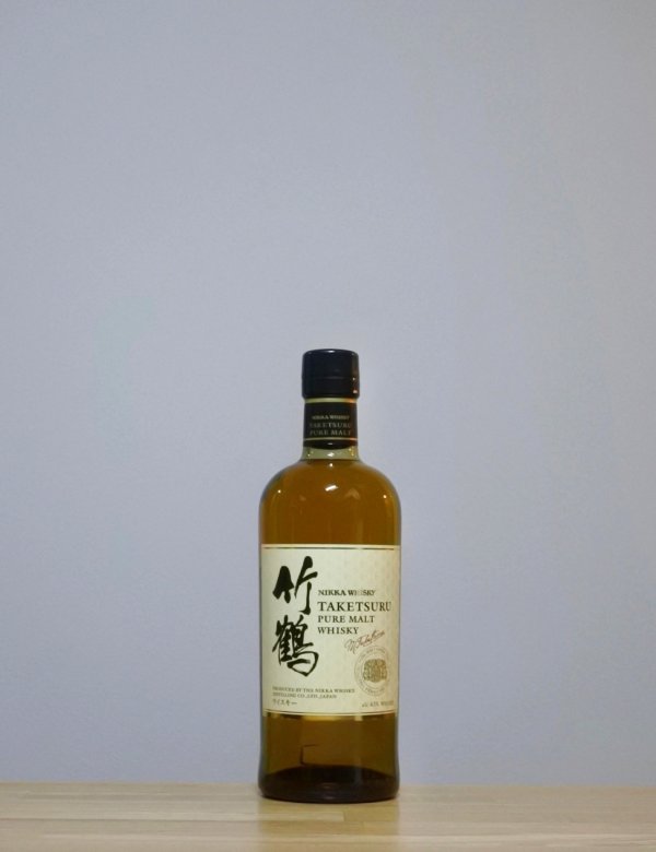 画像1: Nikka　Taketsuru Pure Malt（ニッカ 竹鶴 ピュアモルト）　43度　700ml (1)