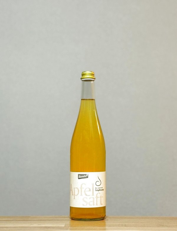 画像1: Apfelsaft（アプフェルザフト)　750ml (1)